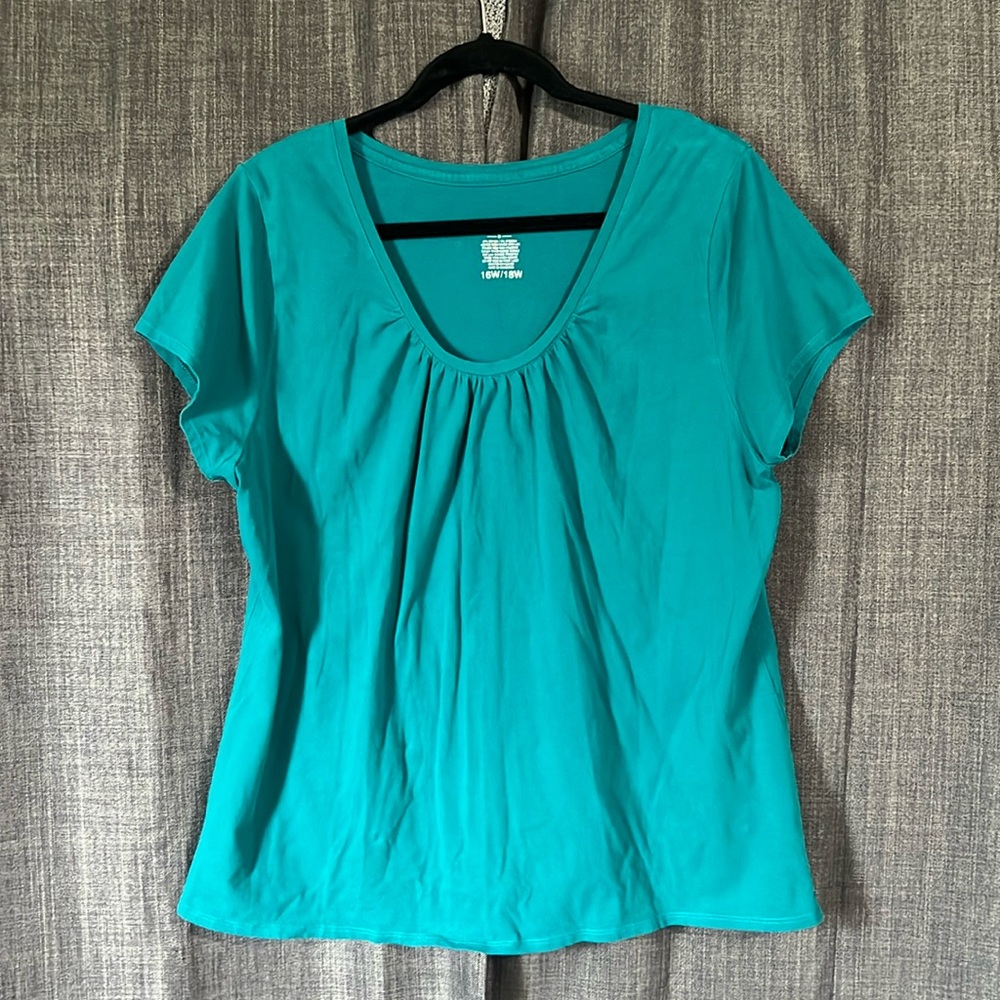 Mossimo teal short sleeve tshirt size 16W pleated neckline